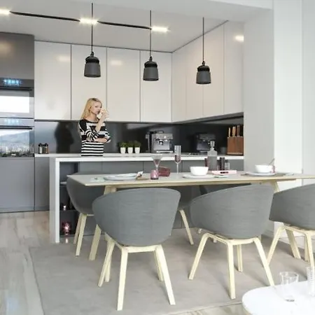 Apartment East Gate *